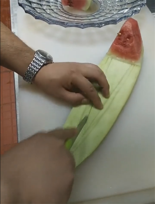 超级简单的ktv西瓜皮拉花教程，在家可制作的ktv西瓜皮拉花