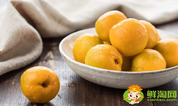 杏子的壳可以吃吗，杏子壳吃到肚子里怎么办