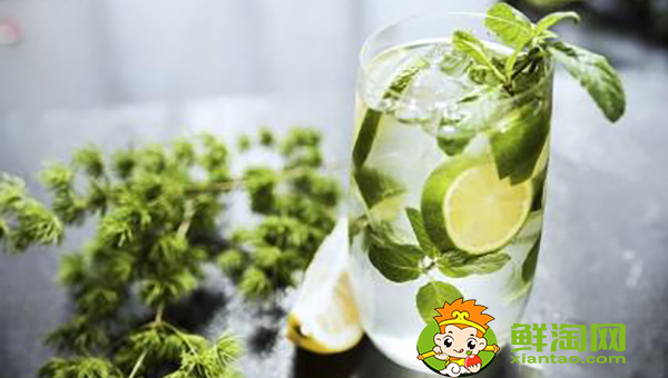 莫吉托鸡尾酒配方做法,莫吉托的朗姆酒买什么牌子的