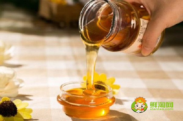 蜂蜜不能和什么一起吃,原来蜂蜜是不适合加到豆浆中饮用