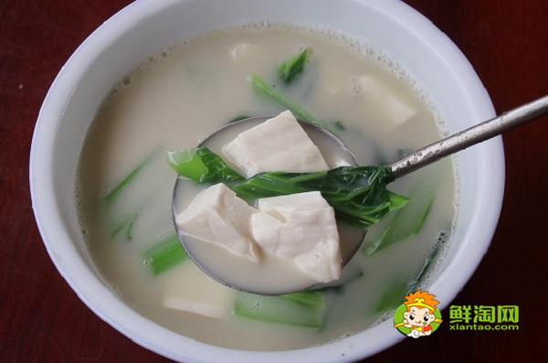 菠菜跟豆腐可以同时吃吗,菠菜和豆腐一起有毒的谣言终于破了